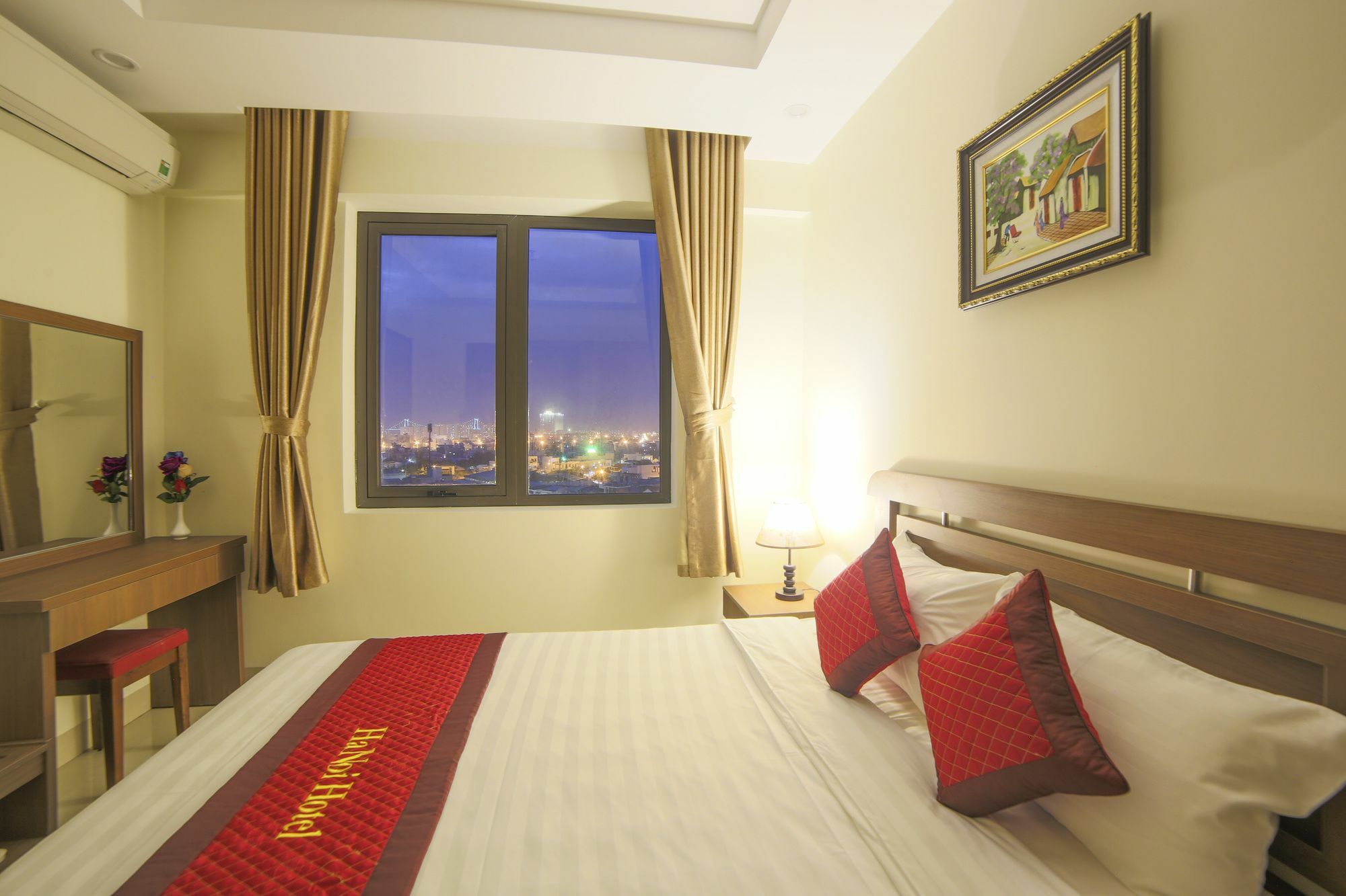 Ha Noi Hotel Da Nang Bagian luar foto