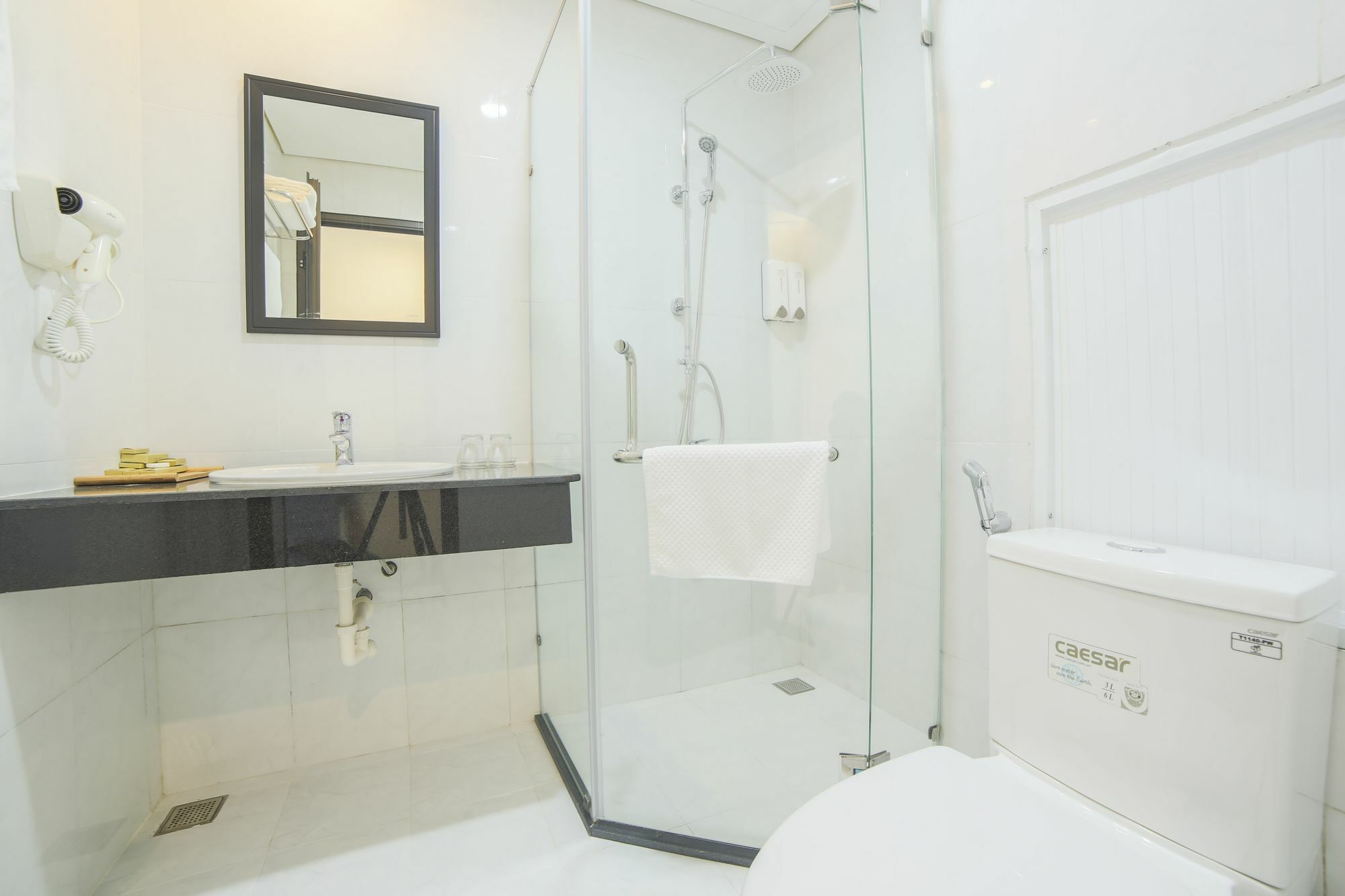 Ha Noi Hotel Da Nang Bagian luar foto